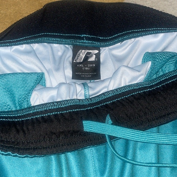 Boys shorts - Picture 2 of 3